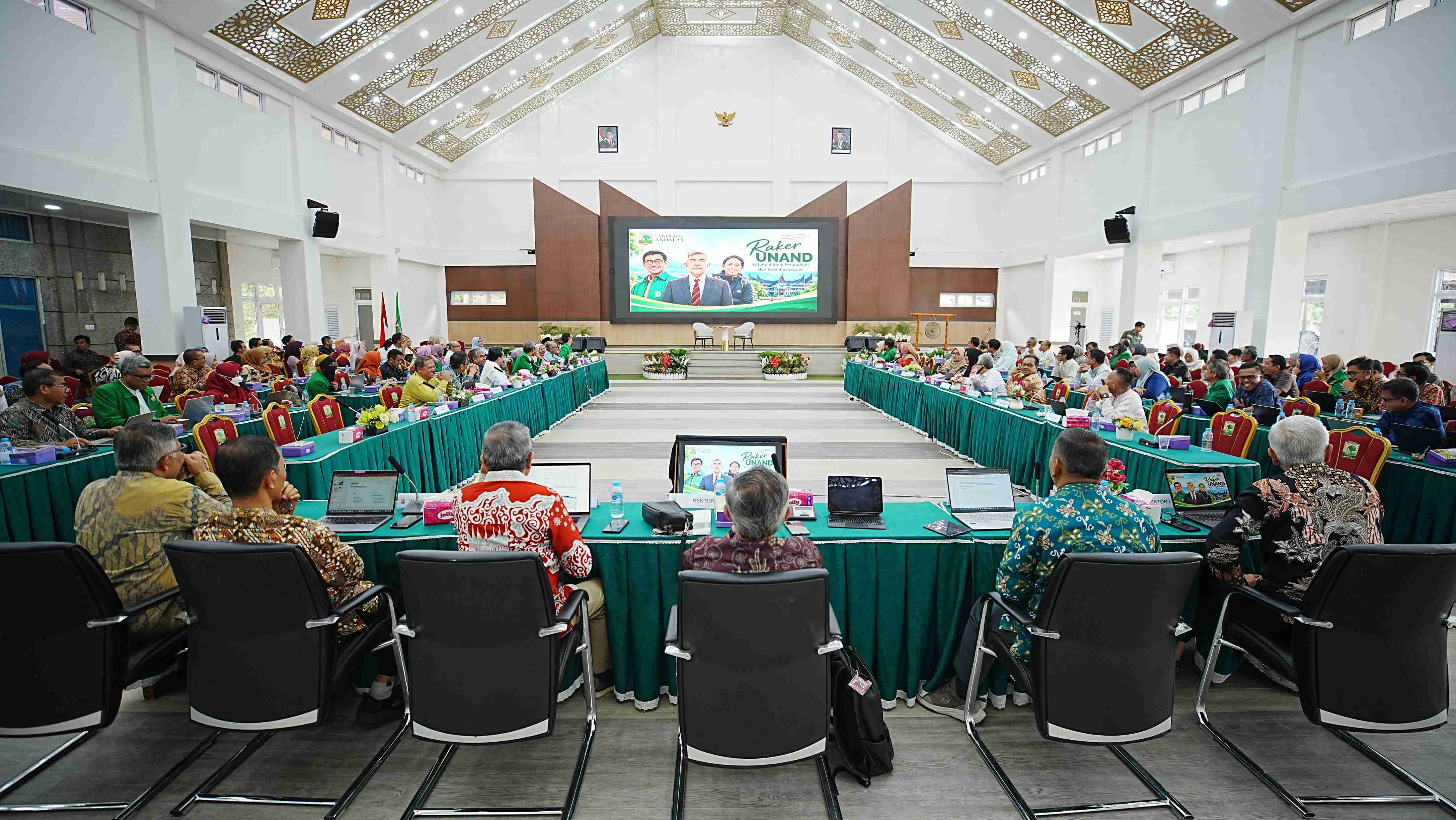 Dokumentasi Rapat Kerja UNAND Tahun 2026